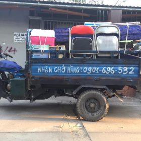 xe ba gác chở hàng
